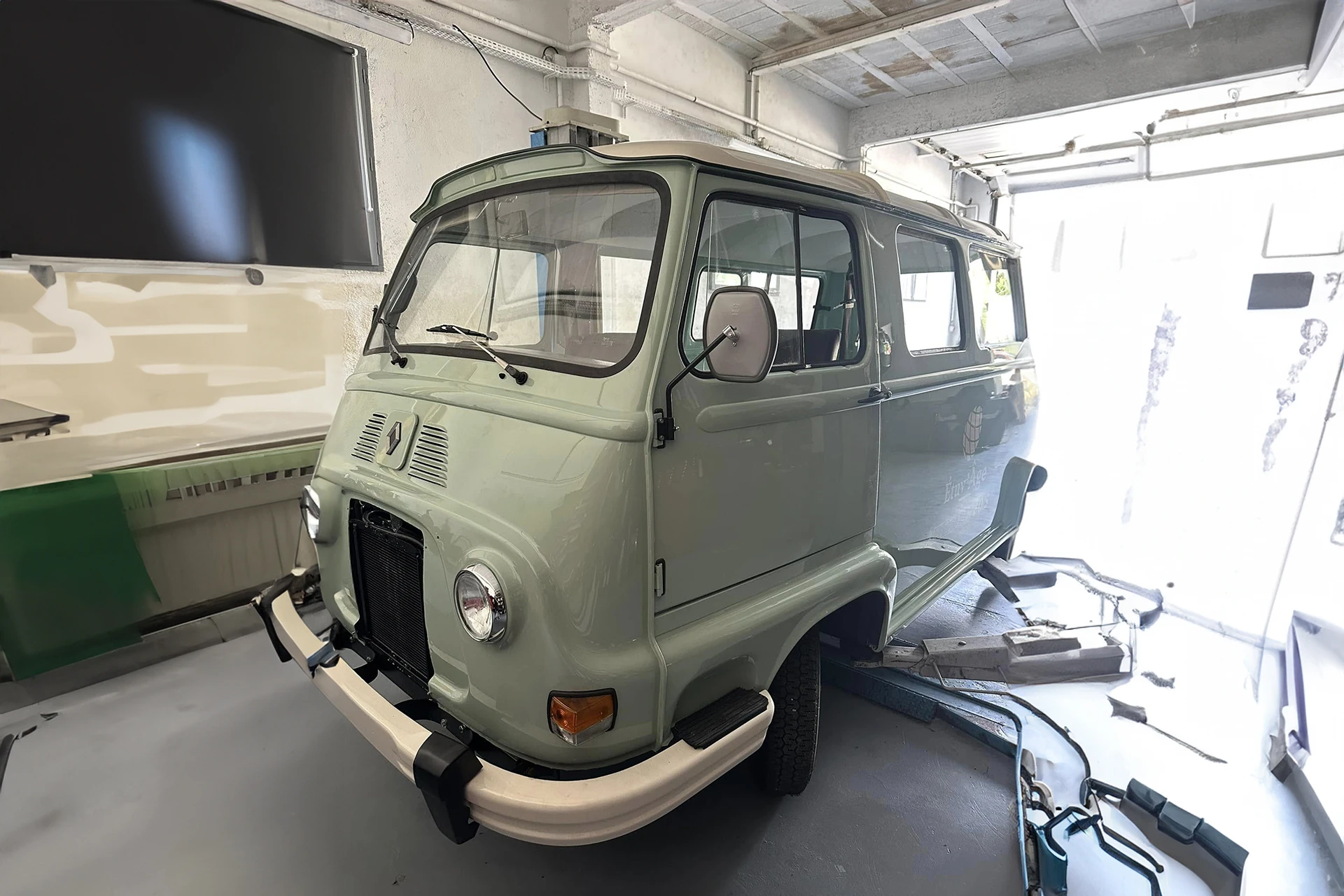 image de van rénové du garage classic octane